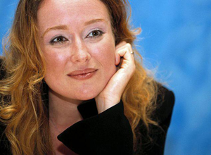 Jennifer Ehle será Carla Adams en la película 50 sombras de Grey