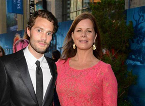 Marcia Gay Harden habla sobre “su hijo” Christian Grey