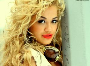 Rita Ora habla en la MTV de Cincuenta Sombras