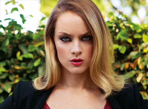 Rachel Skarsten habla de 50 sombras