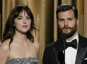 Dakota Johnson y Jamie Dornan en los Globos de Oro