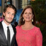 Marcia Gay Harden habla sobre “su hijo” Christian Grey