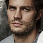 Jamie Dornan, impresionante en The Observer
